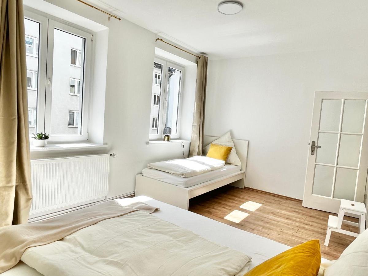 Design Apartment - Parking - Kingsize-Bett - 2X Bad - Zentrum Hanovra Exterior foto