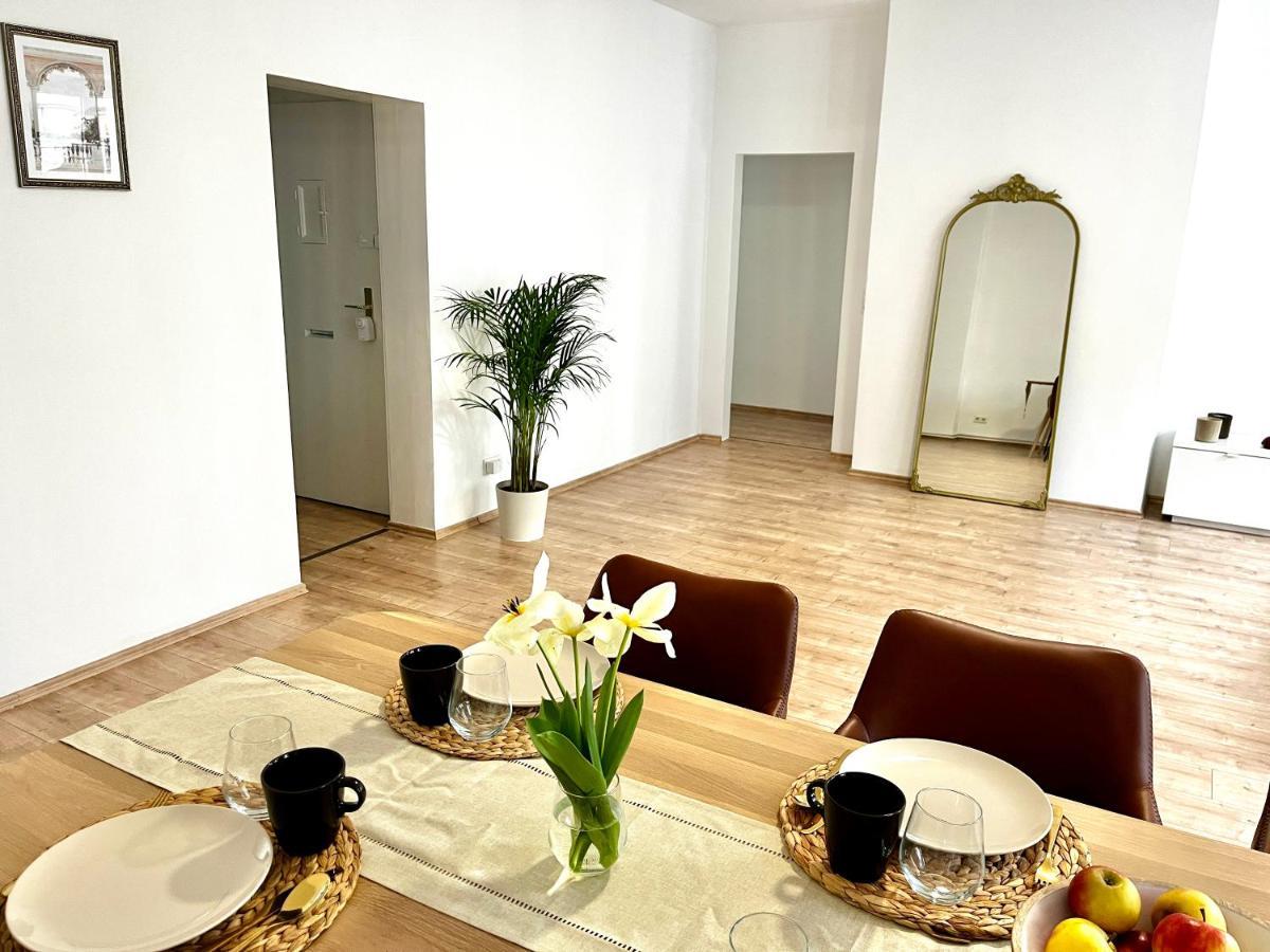 Design Apartment - Parking - Kingsize-Bett - 2X Bad - Zentrum Hanovra Exterior foto